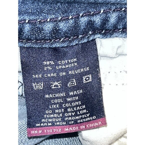 Vigoss The Chelsea Capri Jean Women Size 13/1 4 36X21  9 “ Rise Embroidered - Picture 10 of 10